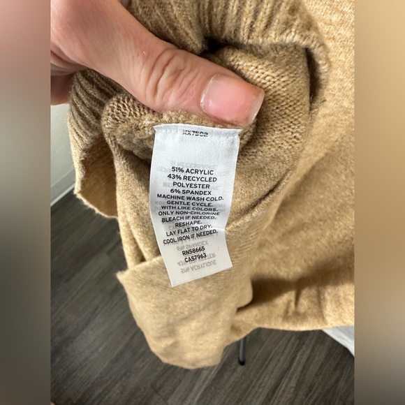 Caslon Tan V-Neck Long Sleeve Sweater Dress Size Small (4-6) NWT - Picture 12 of 17